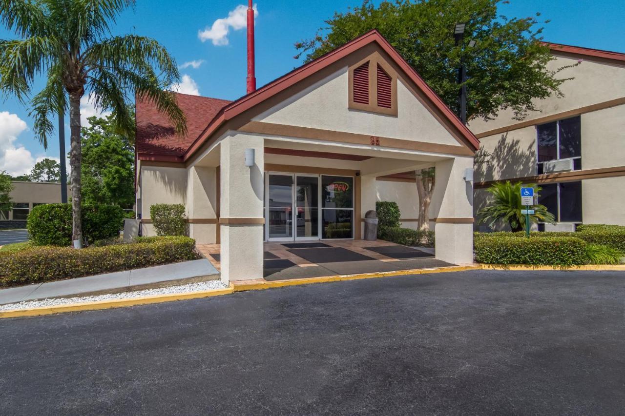 Red Roof Inn & Suites Brunswick I-95 Exterior photo